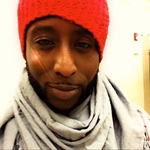 Meet your Posher, Ronyé